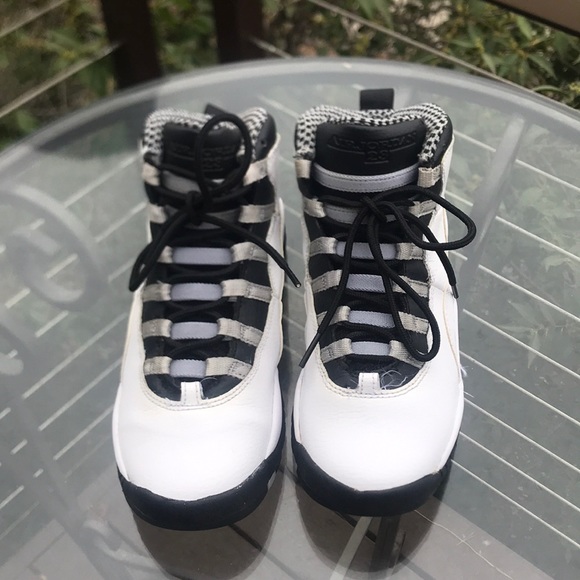 Jordan 10 - Picture 2 of 8
